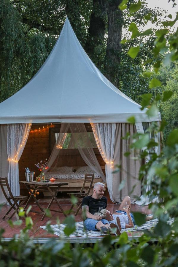 Pokojczech Pagoda Luxe tent Praag